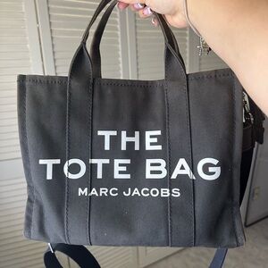 Marc Jacob’s Medium The Tote Bag Black Canvas Crossbody Authentic (Used)